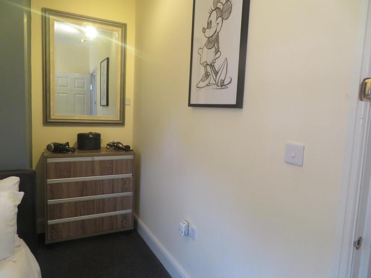 Entire 2 Bed Ground Floor Apartment Central But Quiet Newmarket  Dış mekan fotoğraf
